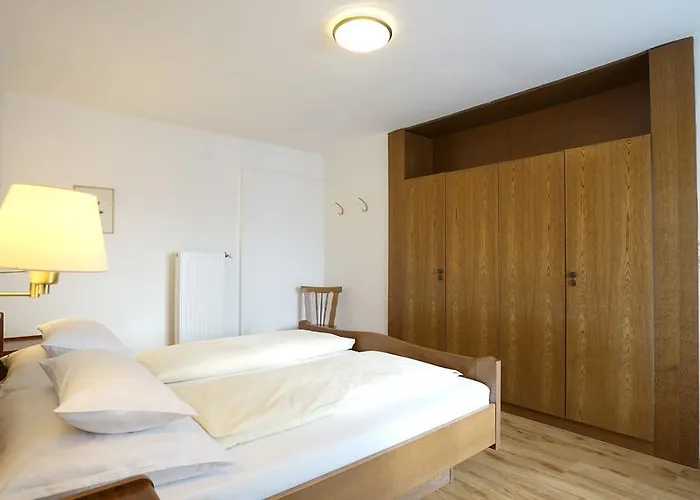 Landhaus Frenes Daire Seefeld in Tirol